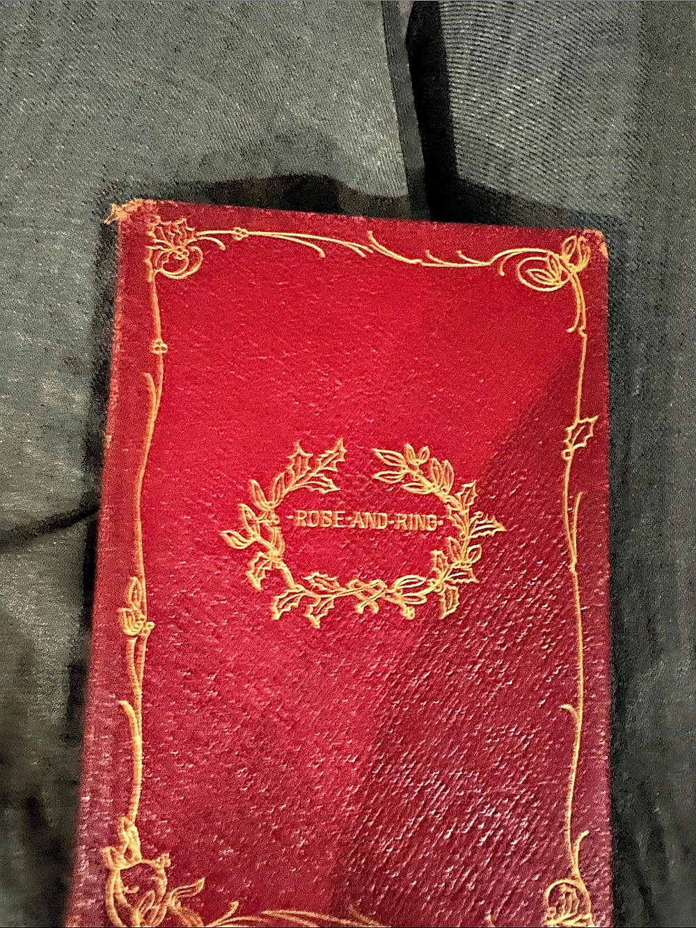 Ariel Booklets The Rose and the Ring Vintage Hardcover Book